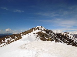 la cima vista dalla cresta