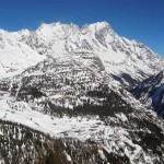 comprensorio di courmayeur col bianco e jorasses