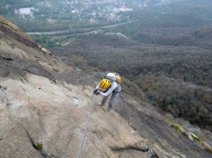 in aderenza sulla paretina